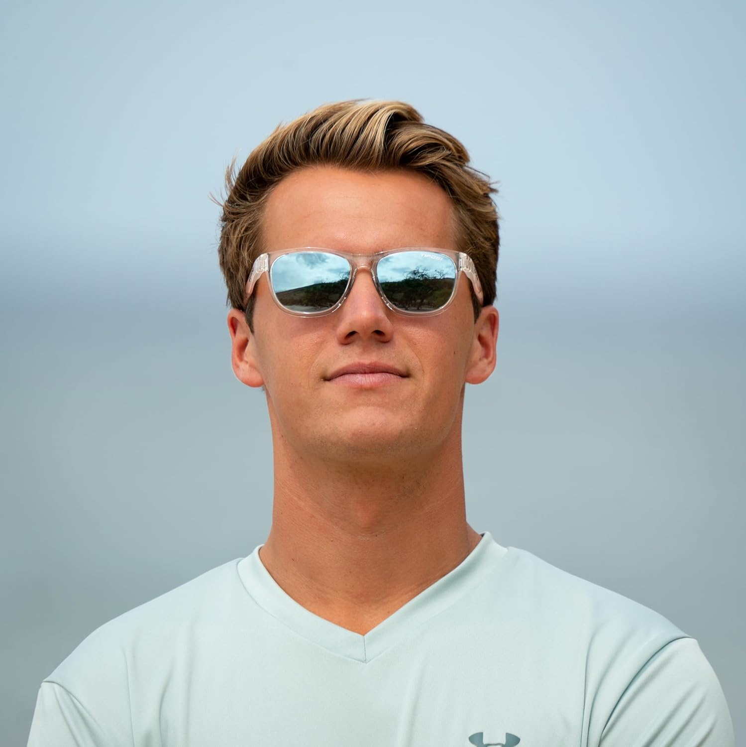 Tifosi Swank Sport Sunglasses – Tangle Free – Ideal For Cycling, Golf, Hiking, Pickleball, Running and Great Lifestyle Look(Avant Clear/Smoke Bright Blue Mirror)